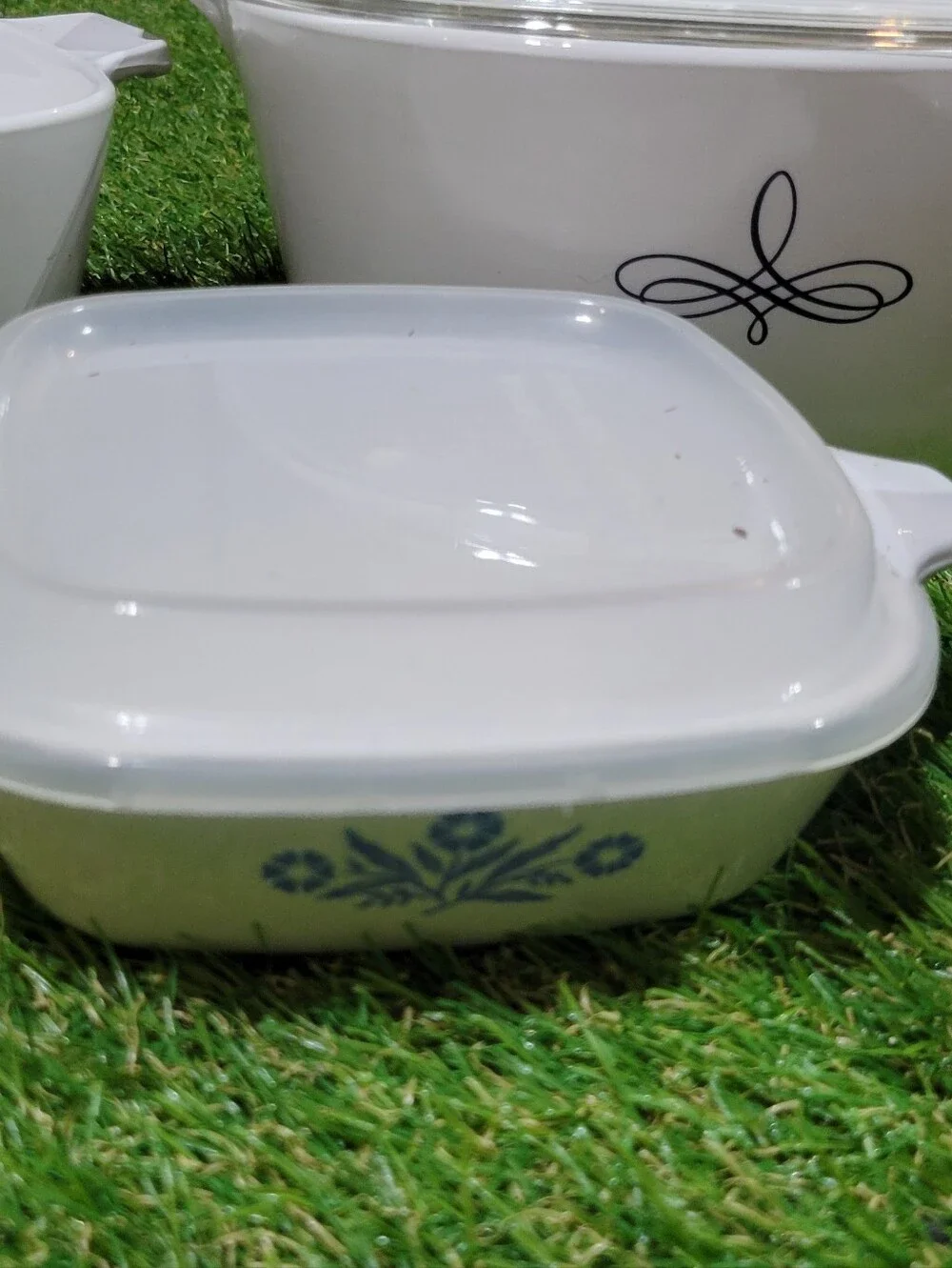 LOT - 10 Vintage Corning Ware Cornflower Blue Casserole Dishes w/ Lids-EXC. COND